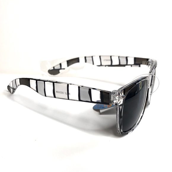 Clear & Gray Striped Classic Sunglasses - Picture 3 of 3